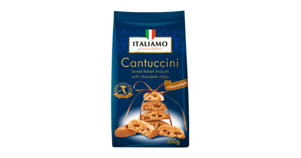 Sweet Italian biscuits with chocolate chips 